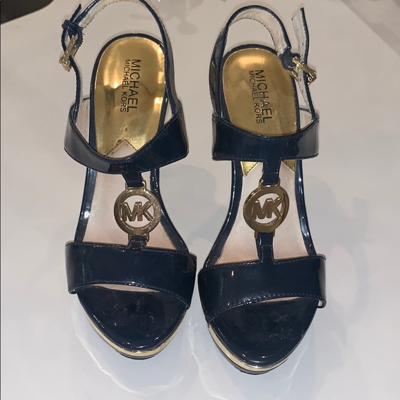 Michael Kors heels - Picture 1 of 4